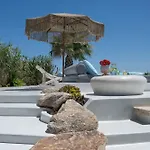 Myconian Theros Luxury Suites Ξενοδοχείο με διαμερίσματα Άνω Μερά