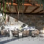 Myconian Theros Luxury Suites Ξενοδοχείο με διαμερίσματα