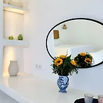 Myconian Theros Luxury Suites Άνω Μερά