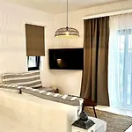 Myconian Theros Luxury Suites 4* Άνω Μερά