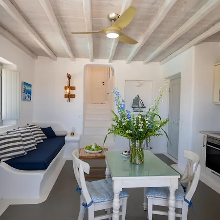 Myconian Theros Luxury Ξενοδοχείο με διαμερίσματα 4*