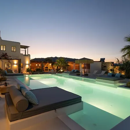 Myconian Theros Luxury Ξενοδοχείο με διαμερίσματα 4*