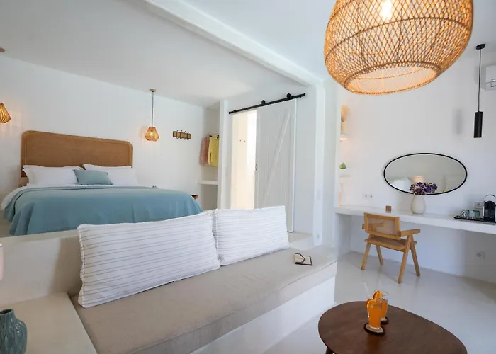 Myconian Theros Luxury Ano Mera