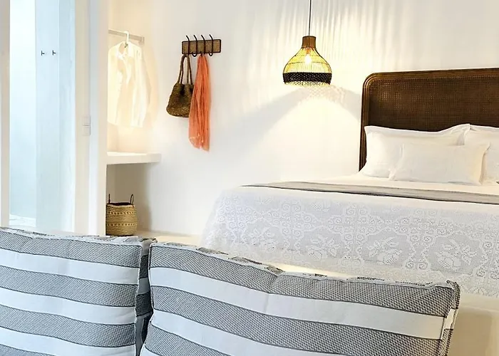 Myconian Theros Luxury Aparthotel Ano Mera