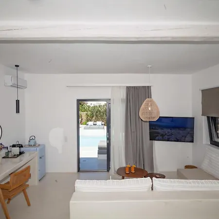 Myconian Theros Luxury Aparthotel